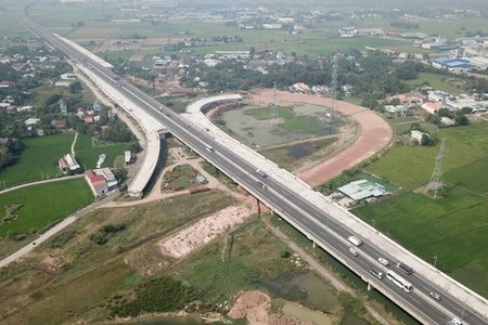 Gấp rút điều chỉnh dự án đường cao tốc Bến Lức – Long Thành