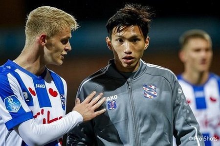 Báo Hà Lan: 'Heerenveen không có tiền trả lương cho Văn Hậu'