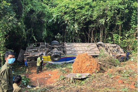 Thông tin mới vụ tai nạn 5 người chết ở Kon Tum