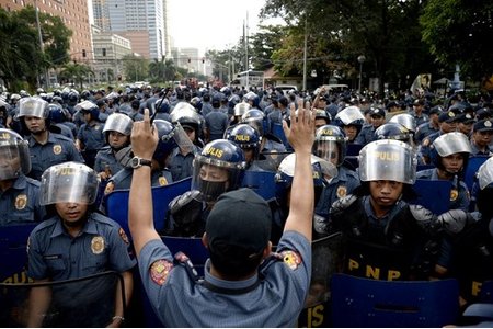 Hơn 1.000 sĩ quan cảnh sát Philippines nhiễm Covid-19