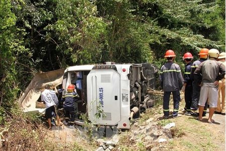 Vụ lật xe thảm khốc ở Quảng Bình: Khởi tố vụ án