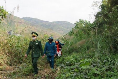 Sơn La: Gia đình 6 người nhập cảnh trái phép từ Lào về Việt Nam