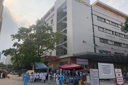 Bệnh viện E dỡ phong tỏa do bệnh nhân 994 liên tục xét nghiệm âm tính