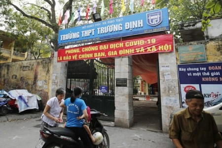 Vụ phụ huynh từ chối đóng tiền tự nguyện bị lăng mạ ở Hà Nội: Nhà trường lên tiếng