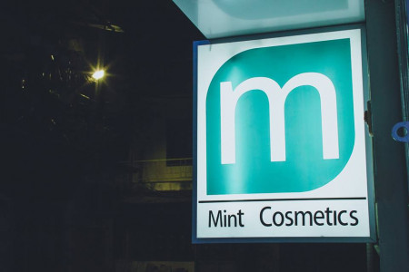 Mint Cosmetics: Bán sản phẩm không tem nhãn phụ Tiếng Việt, không rõ nguồn gốc xuất xứ