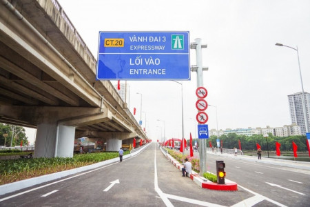 Hà Nội chính thức thông xe cầu vượt bắc qua hồ Linh Đàm