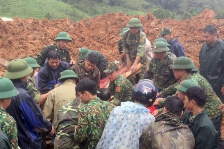 Vụ sạt lở đất ở Hướng Hóa - Quảng Trị: Tìm thấy thi thể 10 chiến sĩ Sư đoàn 337