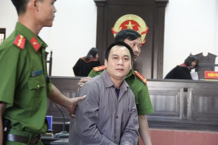 Ngày 16/1, xét xử vụ container đâm Innova đi lùi trên cao tốc Thái Nguyên