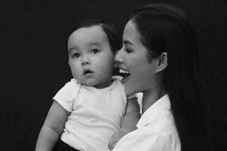 Phạm Hương tiết lộ sắp đưa con trai về Việt Nam