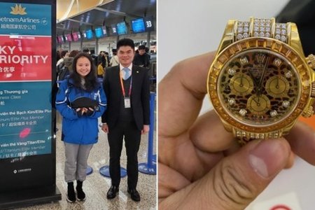Tiếp viên Vietnam Airlines trả lại nhẫn kim cương, đồng hồ Rolex cho khách Campuchia