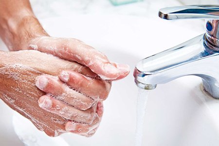 Chuyên gia lý giải vì sao phải rửa tay để phòng ngừa dịch viêm phổi do virus Corona