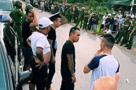 Truy tố nhóm giang hồ vây ôtô chở công an ở Đồng Nai