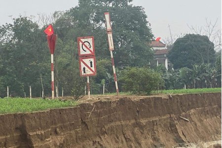 Phú Thọ: Đất nông nghiệp bị cuốn trôi do khai thác cát gây ra