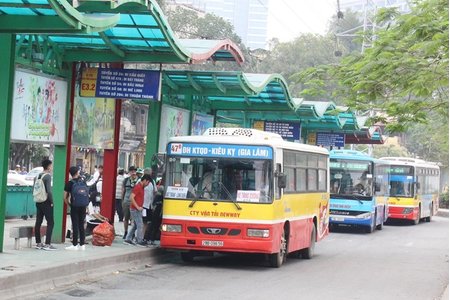 Hà Nội sẽ giảm 1.300 lượt xe buýt/ngày do ảnh hưởng của dịch Covid-19