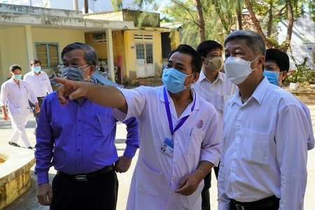 Hai nữ điều dưỡng Bệnh viện Bạch Mai không nhiễm chéo trong viện