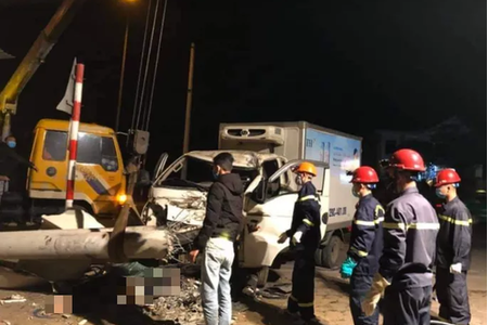 Nghệ An: Ô tô va chạm xe máy, 3 người tử vong thương tâm