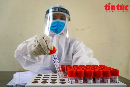 Hà Nội đề xuất mua 15 triệu liều vaccine tiêm cho người dân trên 18 tuổi