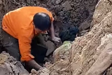 Sự thật về thông tin đào được người đàn ông dưới lòng đất ở Hà Nội