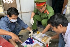 Bắt quả tang 2 đối tượng tàng trữ trái phép chất ma túy