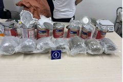 Phát hiện 36kg ma túy giấu trong lô hàng quà biếu