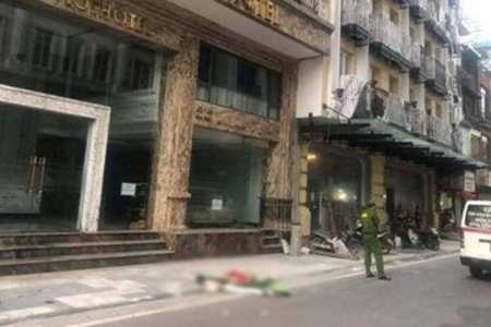 Người đàn ông nhảy từ nóc khách sạn 11 tầng xuống đất tử vong