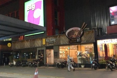 Bác tin đồn người đàn ông Ấn Độ ngất, nôn ra máu ở siêu thị BigC Thăng Long
