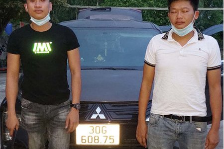 Bắt đối tượng chở 4 người Trung Quốc nhập cảnh trái phép vào Đà Nẵng