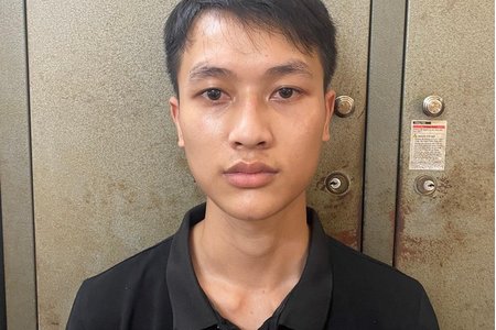 Bắt 'tú ông' 21 tuổi điều gái mại dâm giá 6 triệu đồng/lượt ở Hà Nội