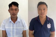 Bắt quả tang đối tượng mang bằng đại học giả đi giao cho khách