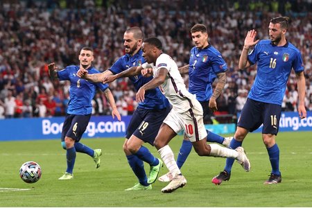 Tuyển Anh 'tự sát' trong trận chung kết, Italy vô địch EURO 2020