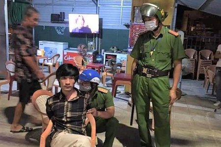 Quảng Bình: Con trai dùng dao chém mẹ tử vong ngay tại nhà