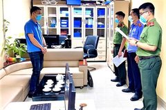 Bắt 2 cán bộ Ban Kinh tế cửa khẩu Đồng Đăng làm giả giấy tờ, trục lợi hơn 400 triệu