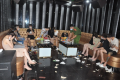 Khởi tố vụ án gần 50 nam, nữ 'bay lắc' trong quán karaoke ở Hải Dương