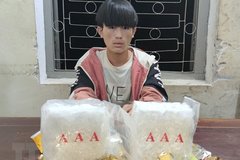 Điện Biên: Bắt giữ đối tượng vận chuyển trái phép 2kg ma túy đá