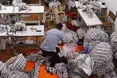 Truy nã gã chồng xông vào xưởng may chém vợ ở Thanh Hóa