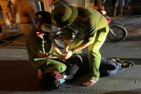 Tạm giữ thiếu niên 14 tuổi dùng dao đâm 2 người bị thương ở Đà Nẵng