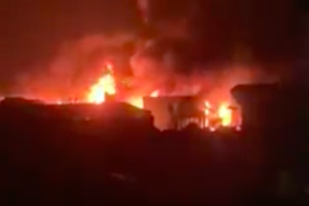 Cháy xưởng sản xuất cồn ở Hà Nội, nhiều tiếng nổ lớn