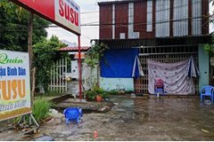 Tạm giữ đối tượng dùng dao đâm 3 chị em chủ quán nhậu