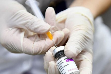 Sở Y tế Hà Nội 'đốc thúc' tiêm đủ 2 mũi vaccine COVID-19 cho nhân viên y tế