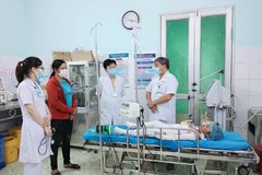 Tuyên Quang: Nghi án bố đẻ tẩm xăng tự thiêu cùng 3 con nhỏ
