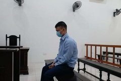 Người cha nhiều lần hiếp dâm con gái ruột ở Hà Nội lĩnh án 16 năm tù