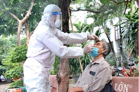 Ngày 8/10, Việt Nam thêm 4.806 ca nhiễm mới SARS-CoV-2, có 5.361 ca nặng đang điều trị