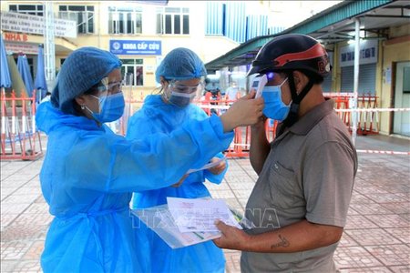 Ngày 16/10, số ca nhiễm mới SARS-CoV-2 giảm so với ngày trước đó, TP Hồ Chí Minh có 790 ca