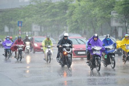 Không khí lạnh lan rộng, gây mưa lớn ở Trung Bộ
