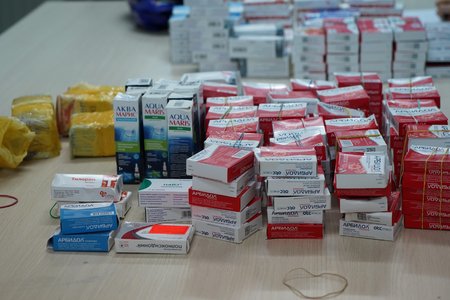 Thu giữ hơn 3.000 viên thuốc điều trị COVID-19 nhập lậu từ Nga vào Việt Nam