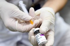 Hà Nội cho phép rút ngắn khoảng cách giữa 2 mũi tiêm vaccine AstraZeneca xuống tối thiểu 4 tuần