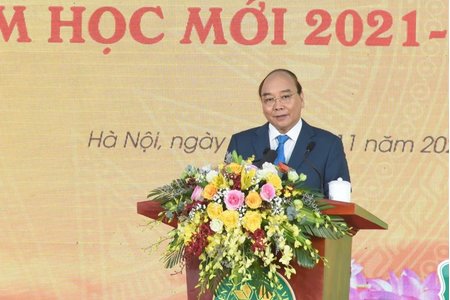 Chủ tịch nước Nguyễn Xuân Phúc dự Lễ kỷ niệm ngày Nhà giáo Việt Nam tại Học viện Nông nghiệp Việt Nam