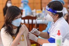 TP.HCM bắt đầu tiêm mũi vaccine ngừa COVID-19 thứ 3 từ hôm nay (10/12)