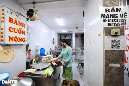 Hà Nội: Quận Hai Bà Trưng dừng bán hàng ăn uống tại chỗ từ 12h ngày 19/12
