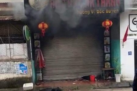 Nghệ An: Cháy quán bún mẹt, nữ chủ quán tử vong